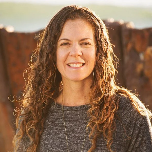 Elyse Bennet, Board Member